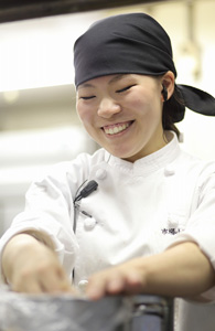 スター初の女性チーフに大抜擢!